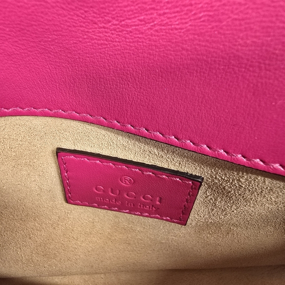 Gucci Marmont Mini Shoulder Bag - Picture 8 of 10